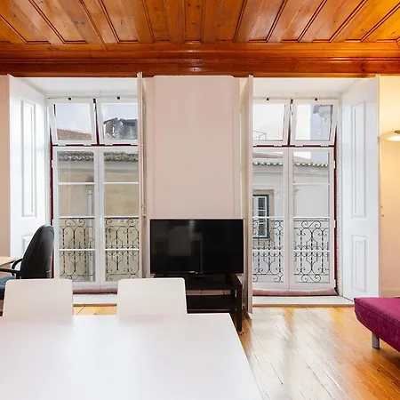 Alfama First Floor Apartment *