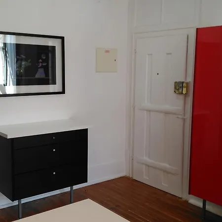 Alfama First Floor